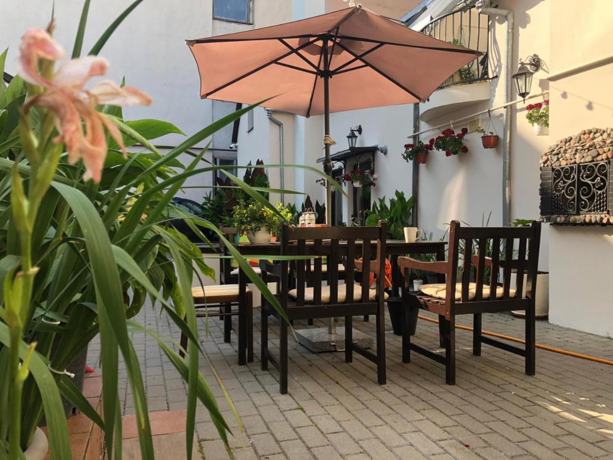 Guest House Nika - Cottages And Rooms In The Heart Of Palanga City Center Eksteriør bilde