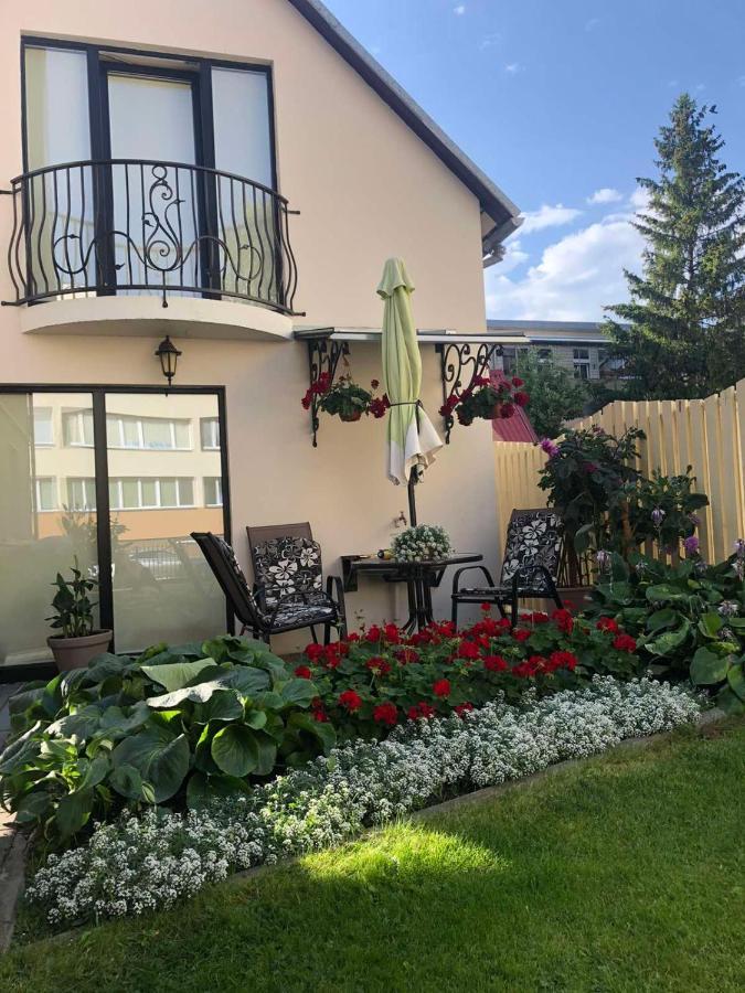 Guest House Nika - Cottages And Rooms In The Heart Of Palanga City Center Eksteriør bilde