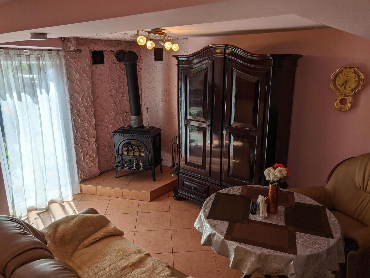 Guest House Nika - Cottages And Rooms In The Heart Of Palanga City Center Eksteriør bilde
